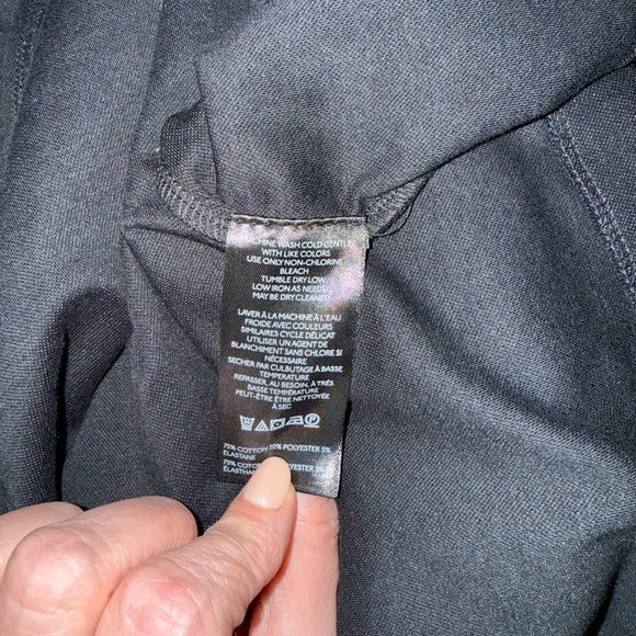 Anthropologie - never worn - sleeveless - side slit - tailored Black Top - Picture 9 of 12